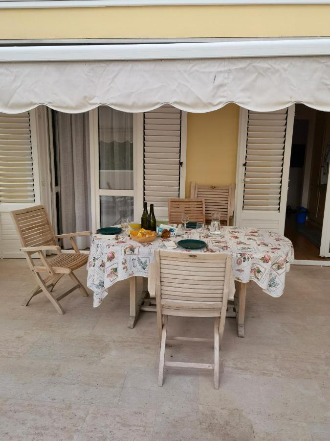 Aria Deluxe Superior 5 Star Apartment, Your Piece Of Heaven By The Sea & Park, With Sea & Park View Novigrad  Exterior photo