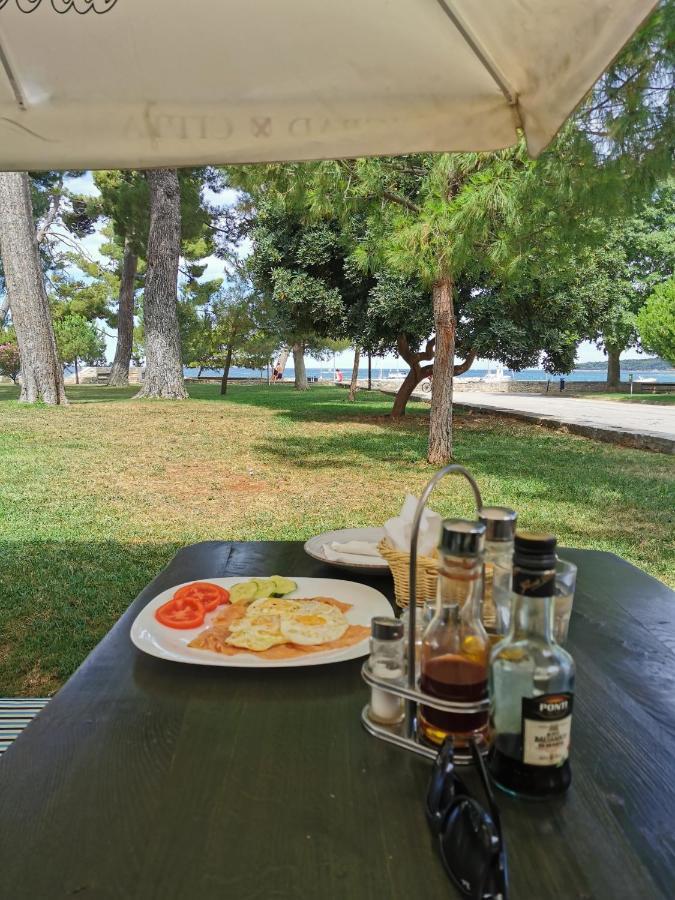 Aria Deluxe Superior 5 Star Apartment, Your Piece Of Heaven By The Sea & Park, With Sea & Park View Novigrad  Exterior photo