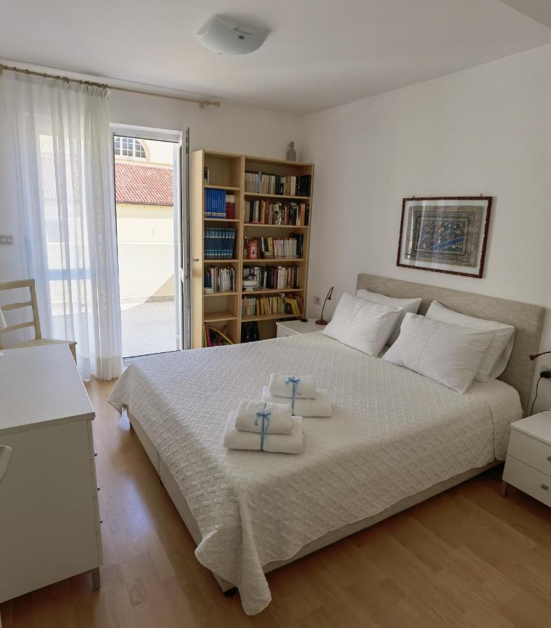 Aria Deluxe Superior 5 Star Apartment, Your Piece Of Heaven By The Sea & Park, With Sea & Park View Novigrad  Exterior photo